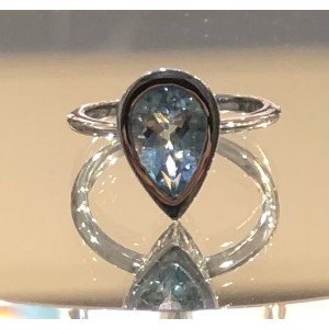 ΔΑΚΤΥΛΙΔΙ ΛΕΥΚΟΧΡΥΣΟ Κ18 ΧΕΙΡΟΠΟΙΗΤΟ ΜΕ AQUA MARINE.ΒΑΡΟΣ ΠΕΤΡΑΣ 5,00 Cts