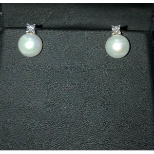 Σκουλαρικια λευκοχρυσα Κ18 με μαργαριτάρια 7-7,5mm και brilliant 0,10CTS