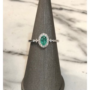 ΔΑΚΤΥΛΙΔΙ ΛΕΥΚΟΧΡΥΣΟ Κ18 ΜΕ ΣΜΑΡΑΓΔΙ ΟΡΥΚΤΟ 0,42CTS ΚΑΙ ΔΙΑΜΑΝΤΙΑ 0,18 CTS