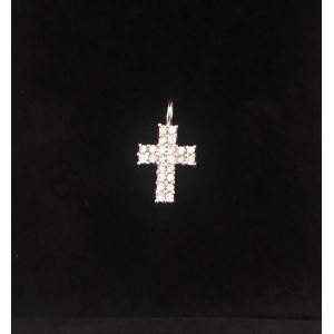 Σταύρος λευκοχρυσος Κ18 με δυο σειρές brilliant συνολικού βάρους 0,50cts 680€ Σταυροί